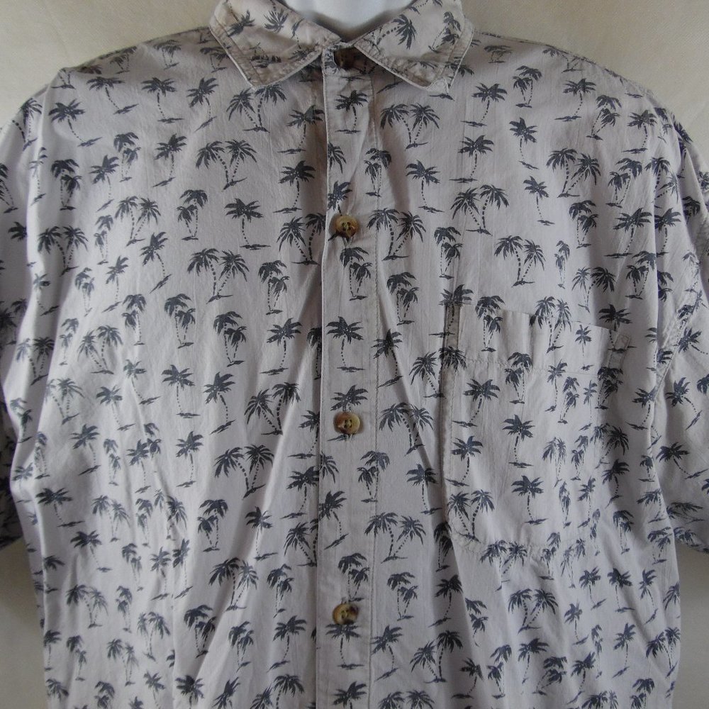 Half Moon Bay Hawaiian Button Front  Size XL